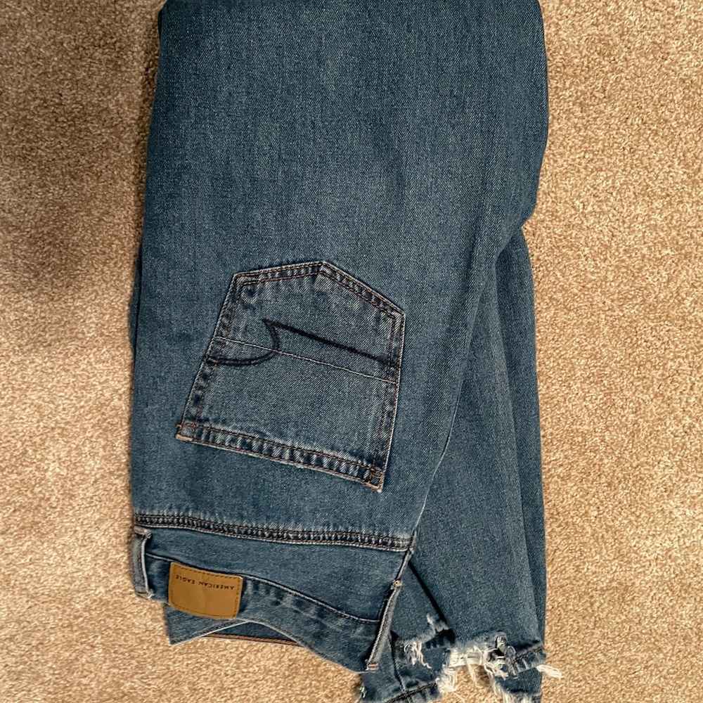 American Eagle Mom Jeans